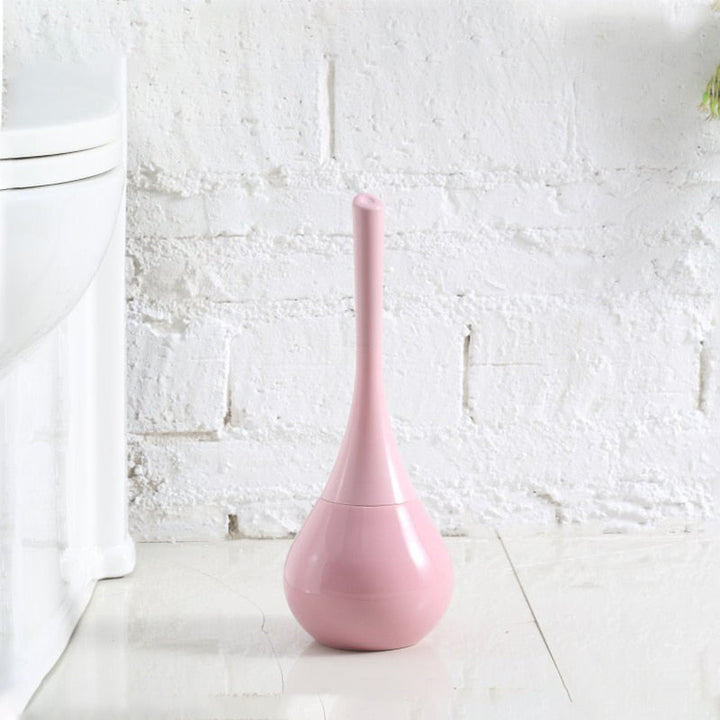 Brosse de toilette contemporaine pour un nettoyage efficace, accessoire d'hygiène essentiel.