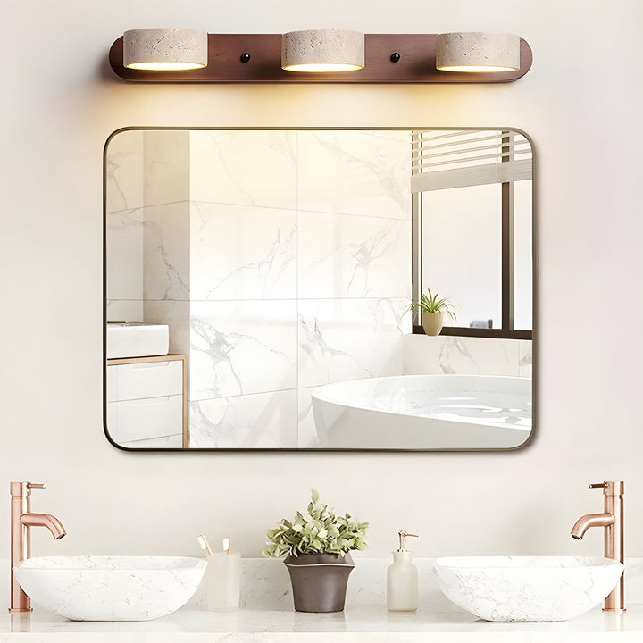 Design d'applique LED unique, matériaux nobles travertin et bois, idéal pour tout intérieur.