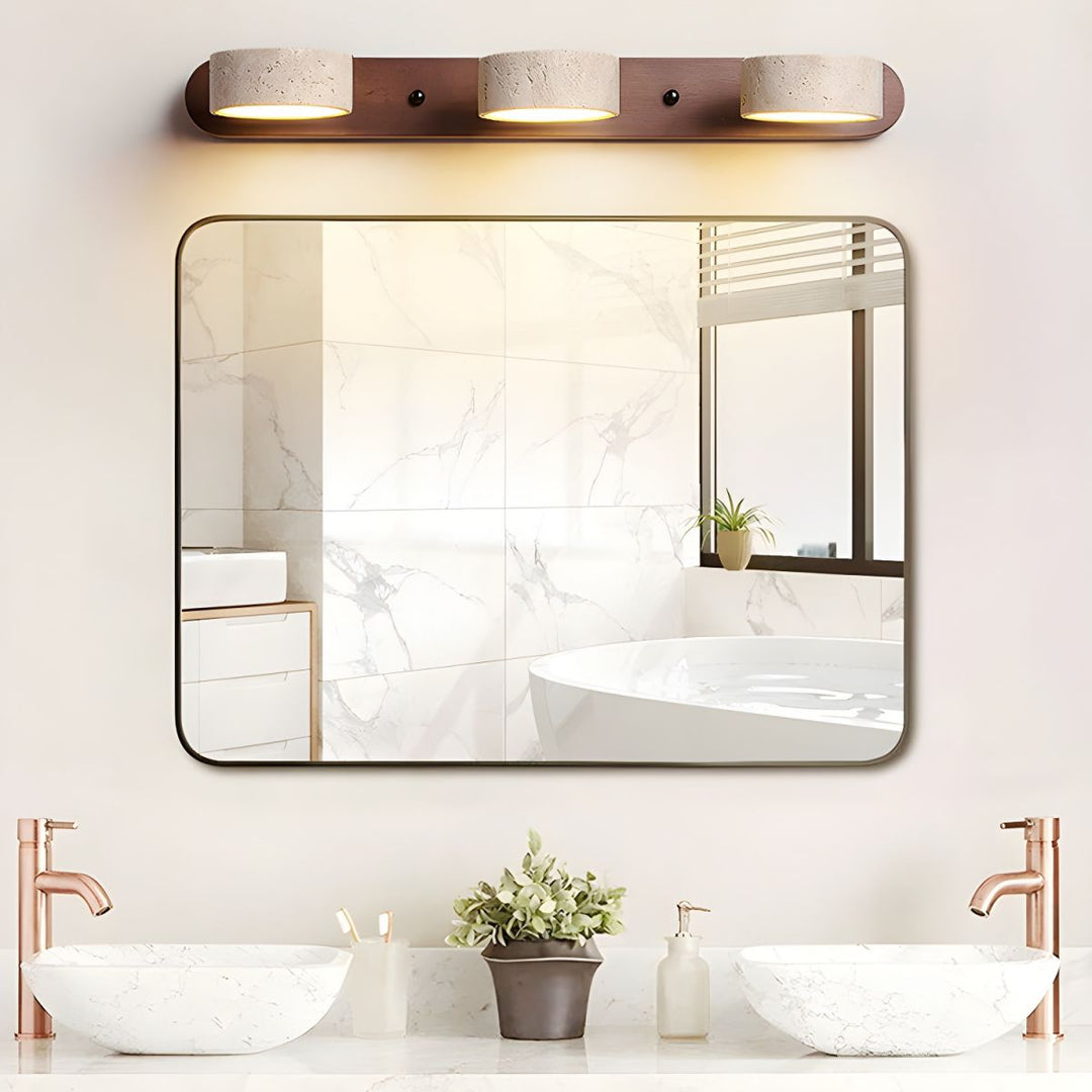 Élégante applique LED duo en travertin et bois, idéale pour un couloir ou une chambre moderne.