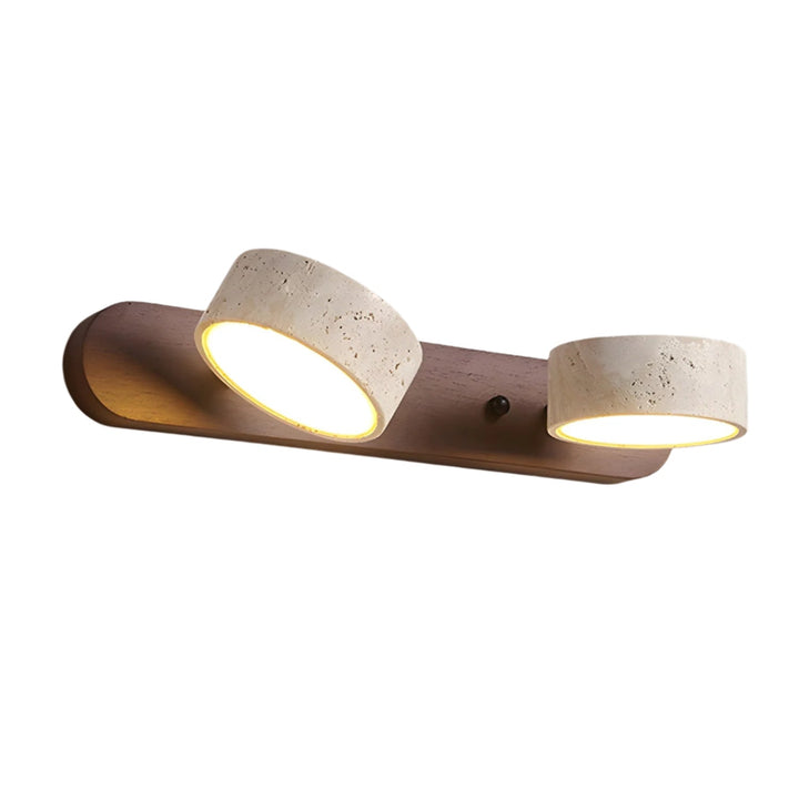 Applique LED design intérieur, pierre naturelle travertin et bois, offre un éclairage doux.