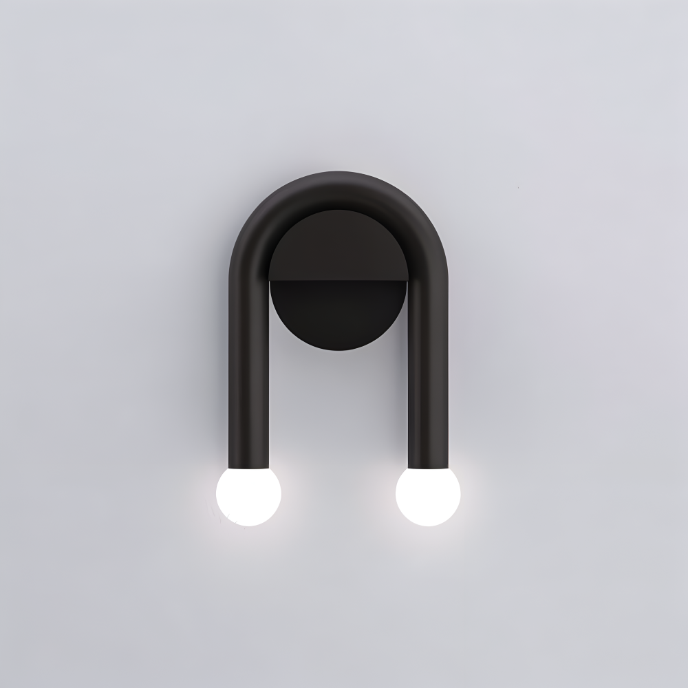 Applique murale LED noire moderne pour un éclairage intérieur élégant.