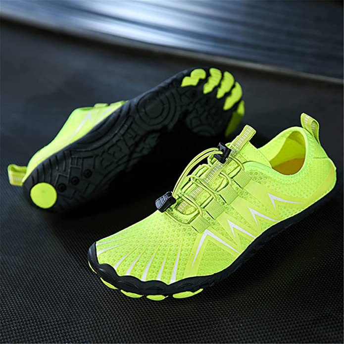Confort maximal et séchage rapide avec ces chaussures d'eau unisexe polyvalentes pour l'extérieur.