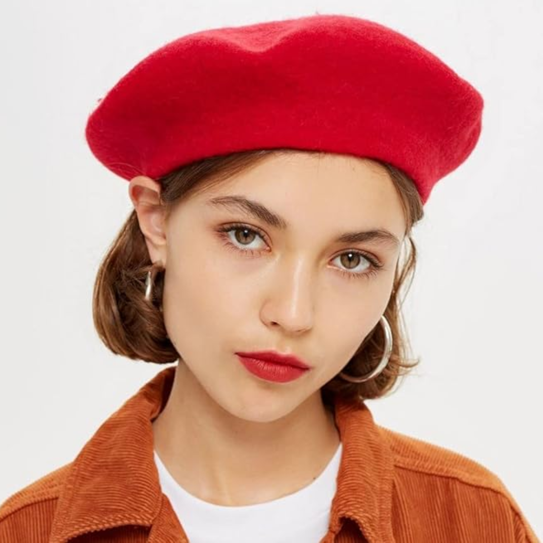 Chapeau béret vert sapin, mode française unisexe, confortable, parfait pour un cadeau d'hiver.