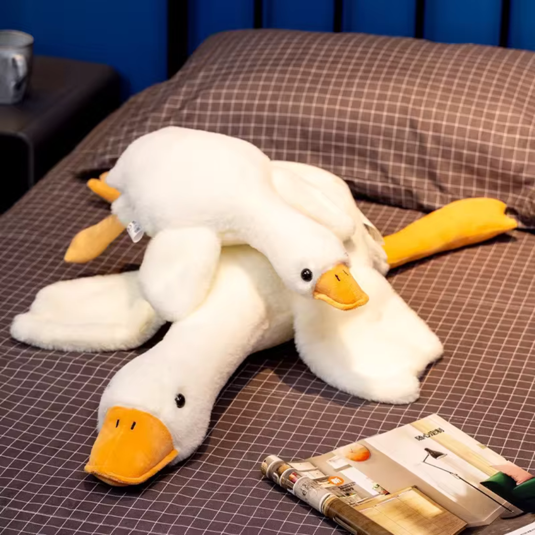 Compagnon câlin oie géante douce GooseHaven, parfait pour la relaxation et les moments de tendresse. Pour enfant.