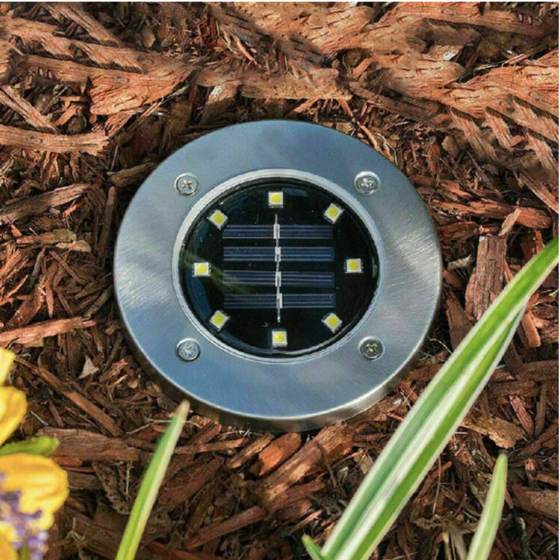 Lampe solaire écologique et rechargeable pour chemin de jardin, éclairage extérieur autonome et résistant aux intempéries.