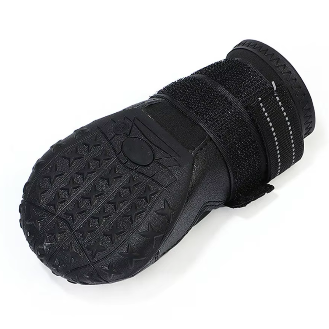 Bottes chien imperméables toutes saisons, protection optimale des pattes pour promenades sécurisées.