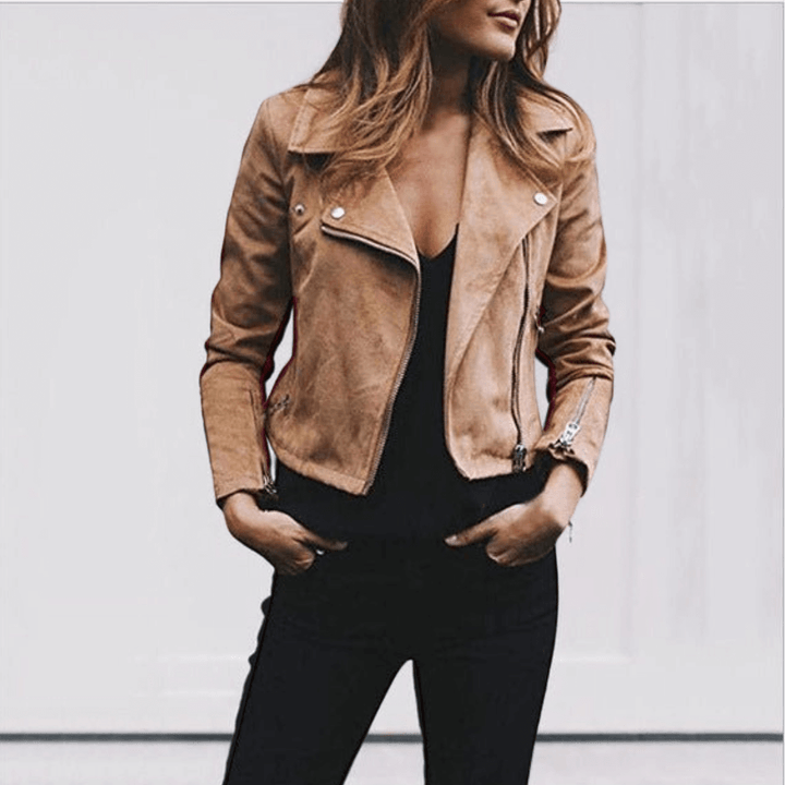 Veste biker femme urbaine et chic, disponible en noir, vert, rouge, bleu. Style tendance printemps/automne.