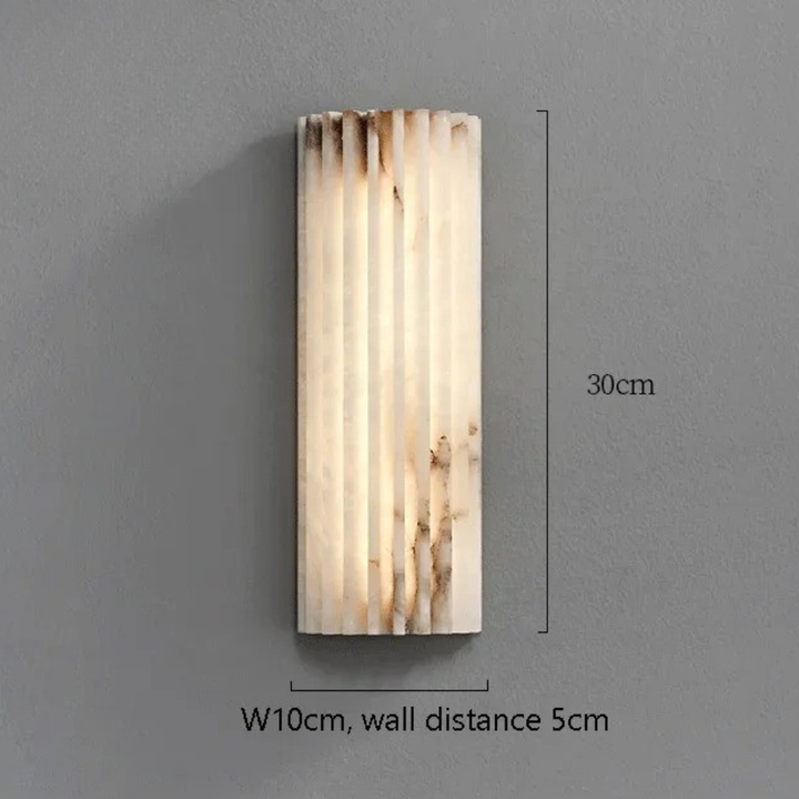 Applique murale au design épuré, moderne et élégante. Éclairage minimaliste qui transforme l'ambiance de votre intérieur.