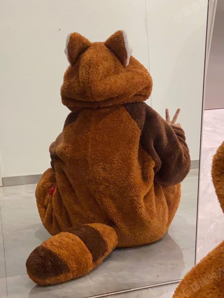 Mode nuit femme : ensemble pyjama panda rouge, style kawaii et douceur extrême pour vos nuits.