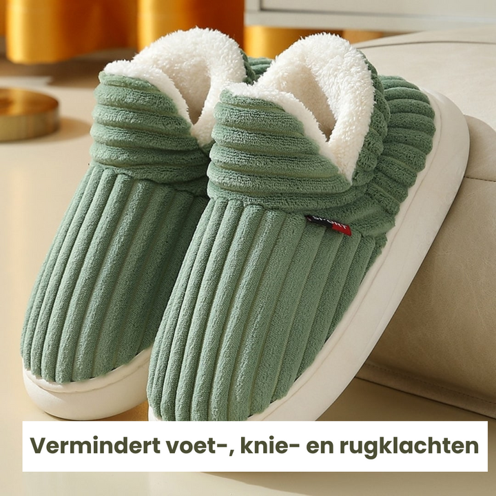 ComfyCush: pantoufles d'hiver antidérapantes, douces et chaudes pour le confort à la maison.