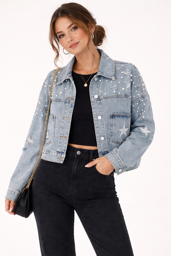 Veste femme style urbain, brodée de motifs célestes. Idéale pour la mode décontractée printemps-été.