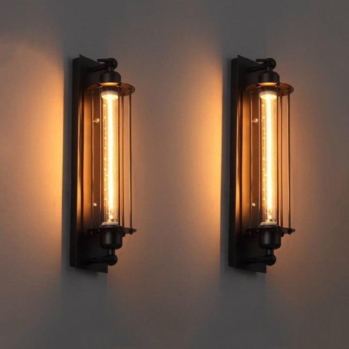 Applique murale LED vintage en métal noir/argent, éclairage décoratif intérieur rustique.