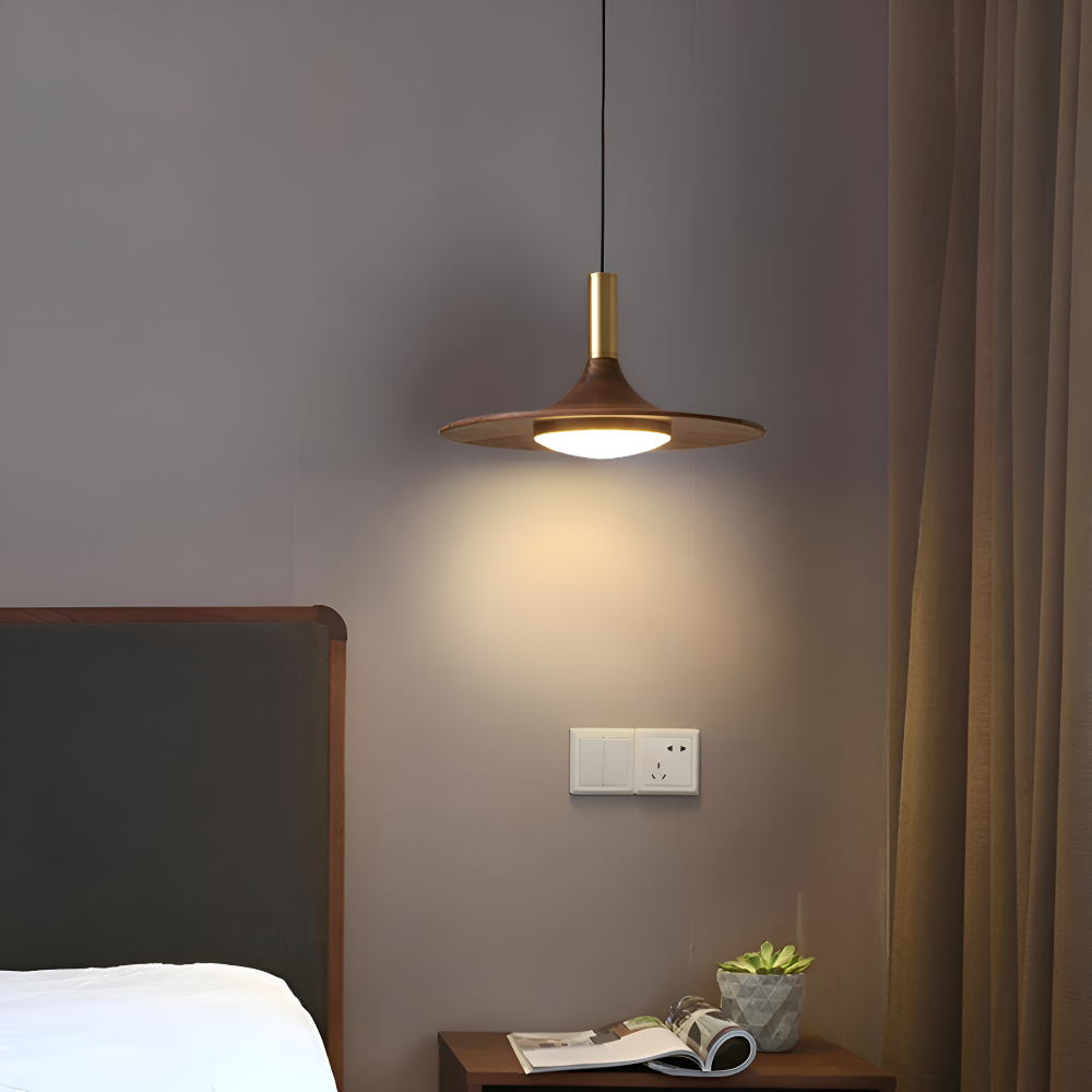 Suspension LED ronde minimaliste, éclairage intérieur doux, sublime déco scandinave.