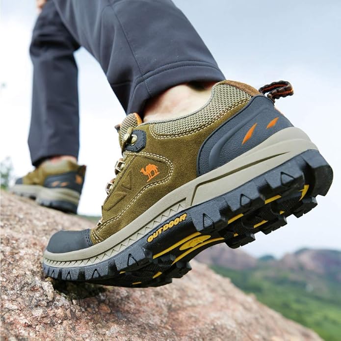 Baskets de randonnée outdoor pour homme, sportives et performantes sur tous types de sentiers.