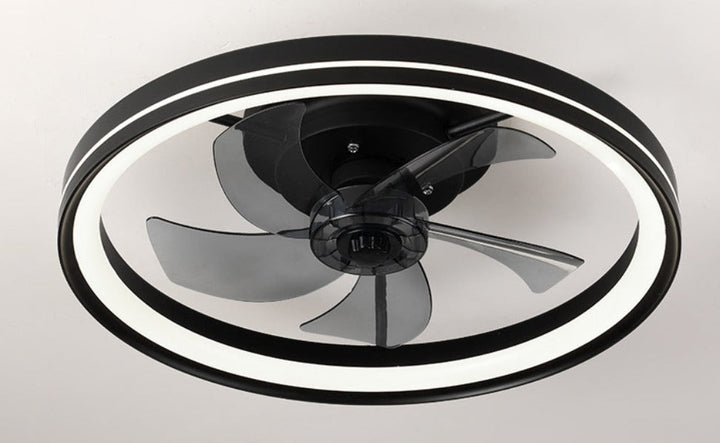 Ventilateur de plafond LED intelligent moderne avec télécommande, idéal pour un confort optimal et un éclairage design.