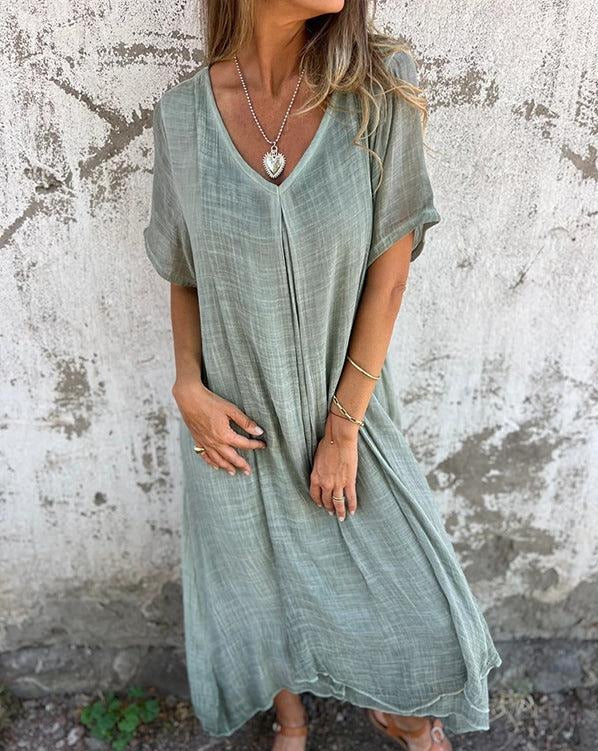 Robe bohème fluide Alba pour femme, élégante et décontractée. Idéale pour l'été ou les vacances, style chic et confortable.