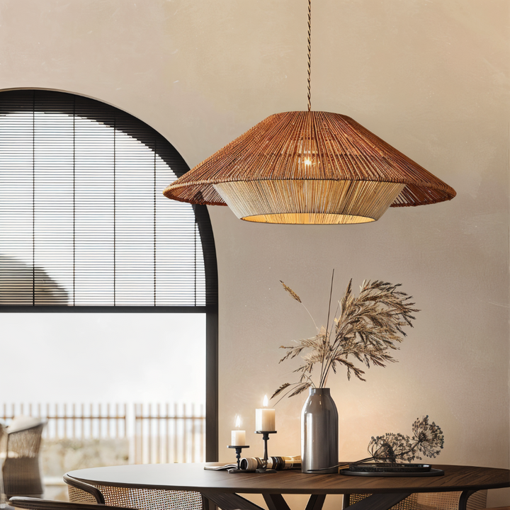 Lampe suspension style japonais Wabi-Sabi, luminaire élégant pour ambiance zen et chaleureuse. Décoration intérieure.