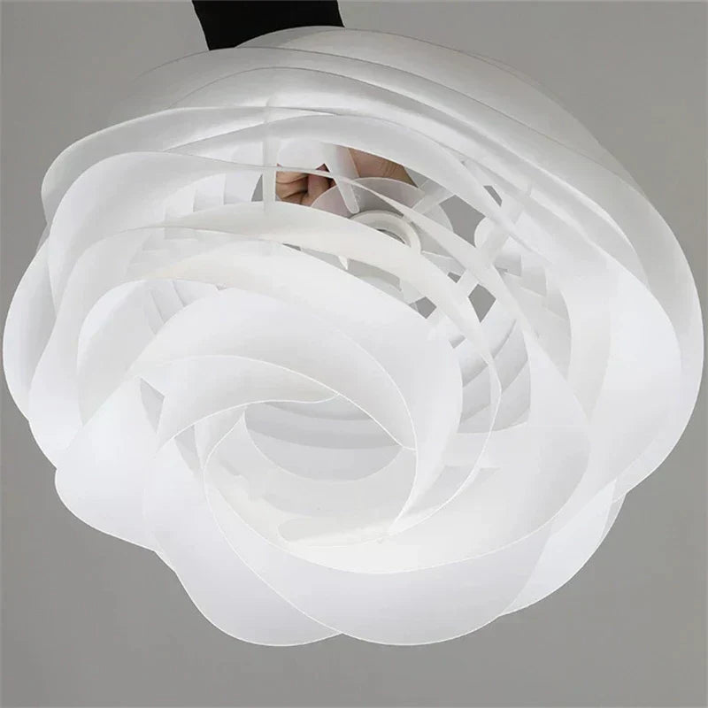 Élégant lustre de plafond LED en verre, style artistique. Crée une ambiance lumineuse unique.