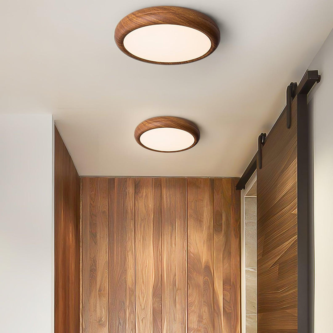 Éclairage LED rond, ambiance bois scandinave, pour intérieur chic.