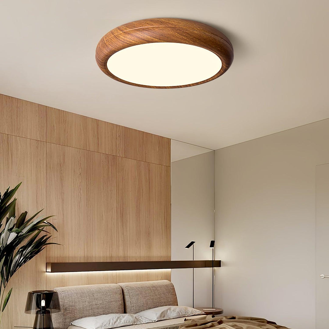 Design moderne: plafonnier LED rond texture bois, élégant.