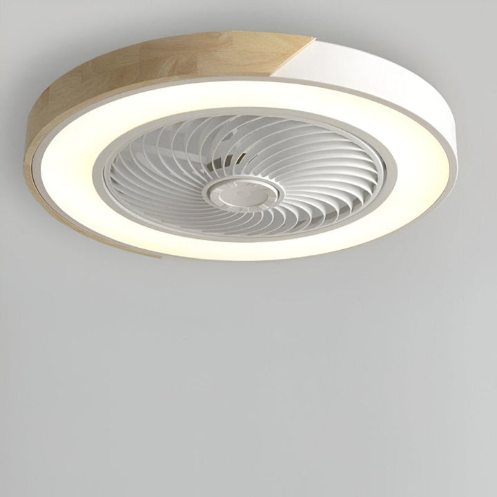 Ventilateur de plafond LED silencieux, parfait pour une maison intelligente et confortable.