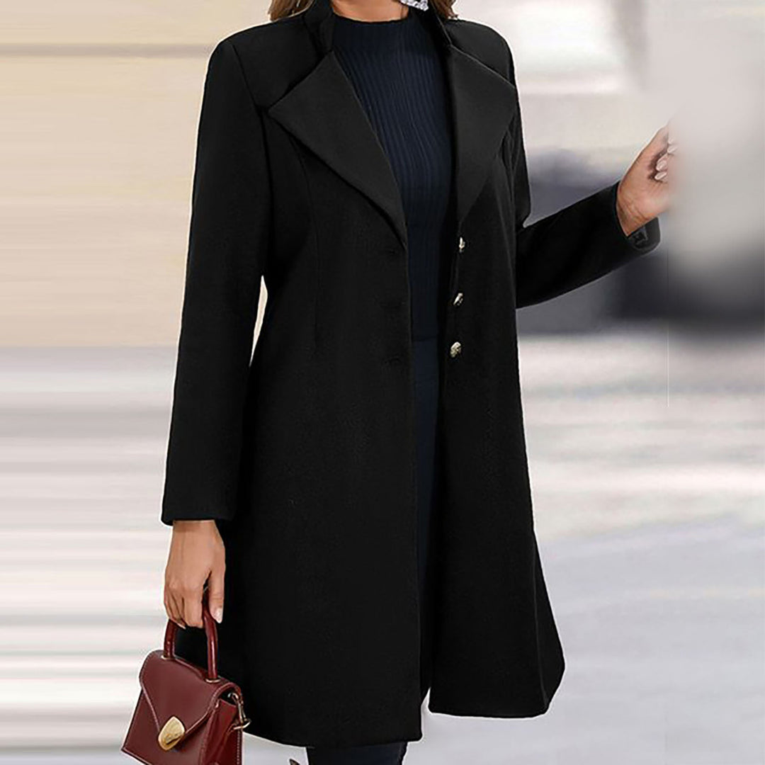 Manteau femme hiver, style chic et élégant, offre chaleur et confort pour toutes occasions extérieures.