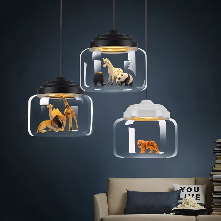 Éclairage de plafond nordique pour chambre d'enfants, style épuré et lumière diffuse, très fonctionnel.
