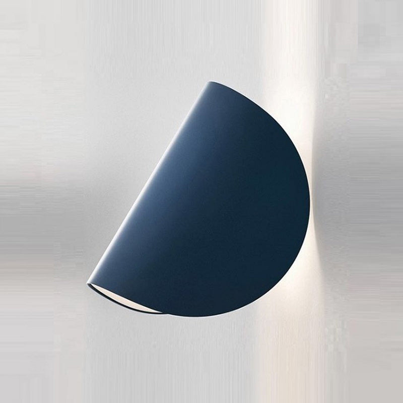 Applique murale décorative LED moderne. Sublime votre intérieur avec son éclairage coloré design.