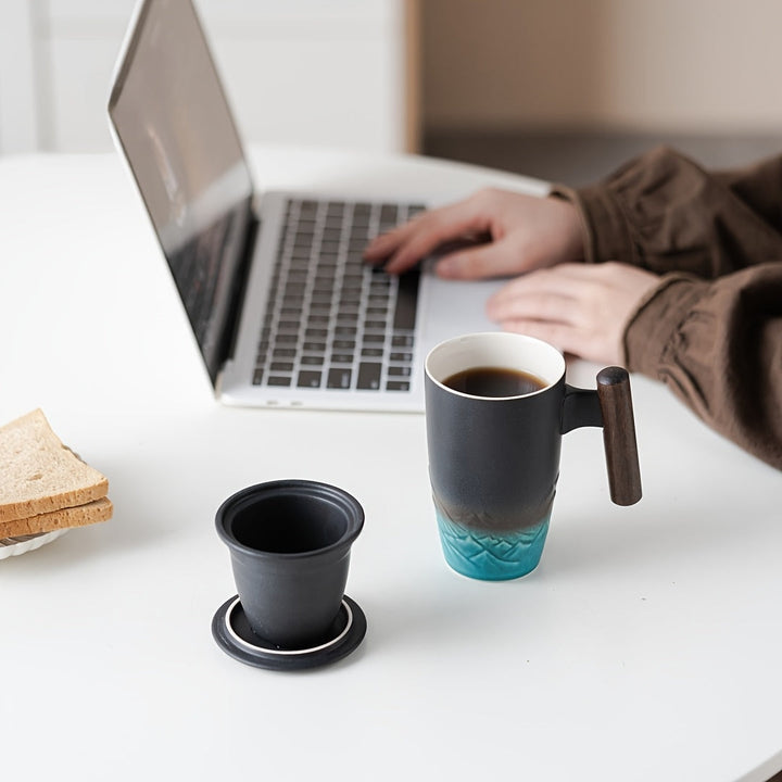 Tasse à thé en céramique avec filtre, parfaite pour les thés en feuilles, un ustensile de dégustation rétro.