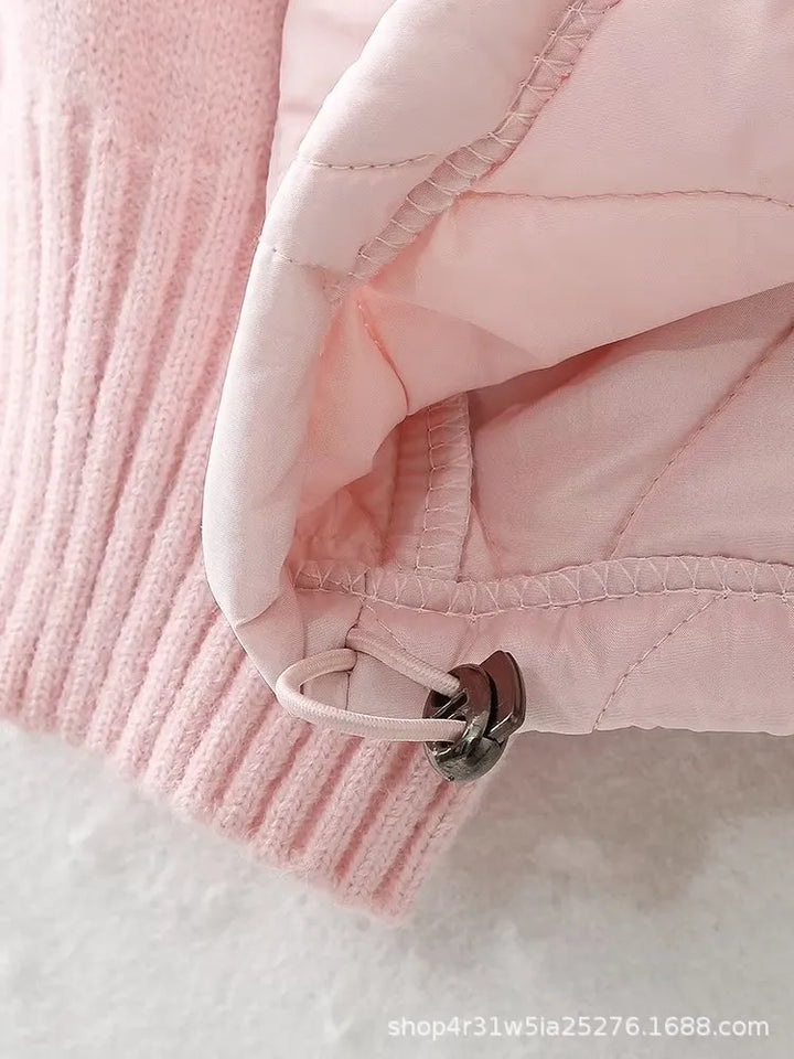 Pull femme à col marin décontracté et oversize. Un essentiel mode polyvalent, confortable et élégant pour automne et hiver.
