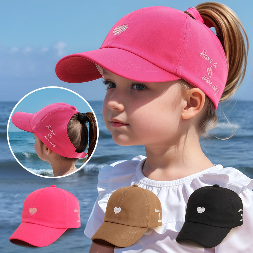Casquette de baseball ajustable enfant, broderie cœur, coton respirant, idéale protection solaire été.