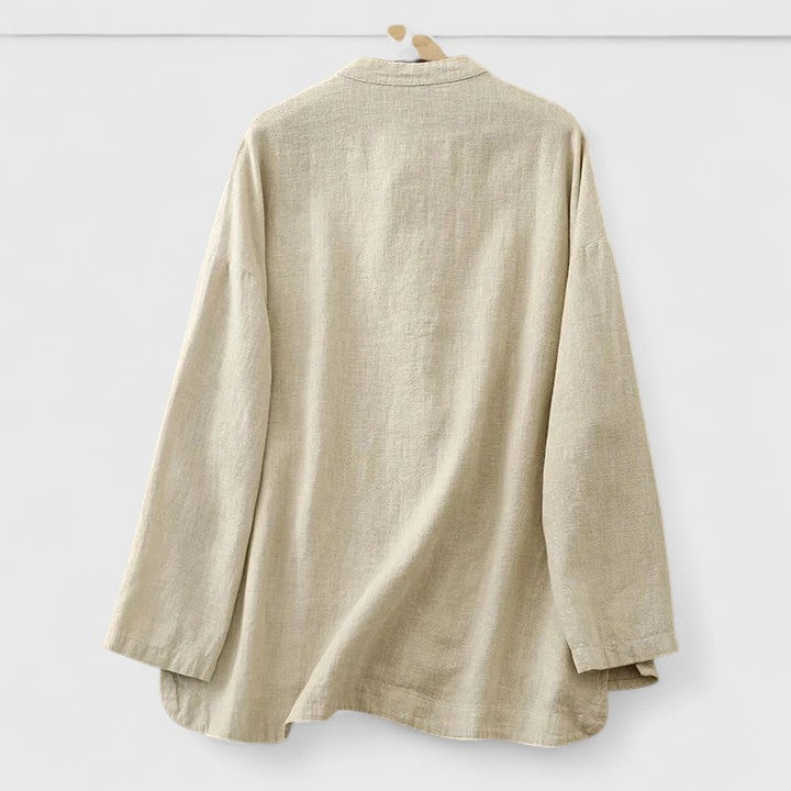 Chemisier femme fluide et confortable, idéal pour un look élégant décontracté au quotidien, printemps-été.