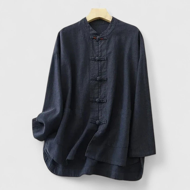 Chemisier femme élégant et confortable, parfait pour le printemps/été, alliant style chic décontracté.
