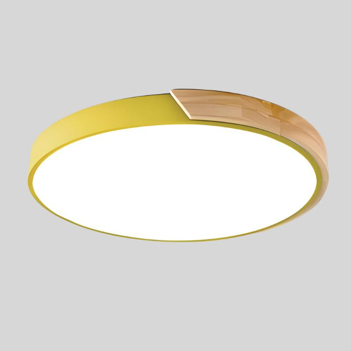 Luminaire intérieur style nordique. Applique plafond circulaire pour bureau ou chambre.