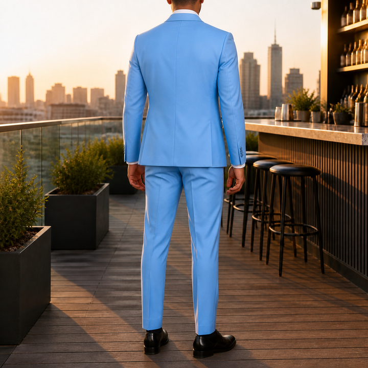 Gilet de costume homme, détail des boutons. Touche chic pour cérémonie.