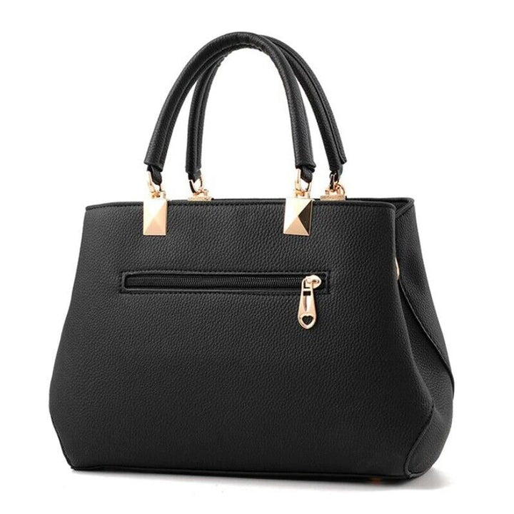 Sac à main femme élégant avec intérieur spacieux. Accessoire pratique et mode pour le quotidien.