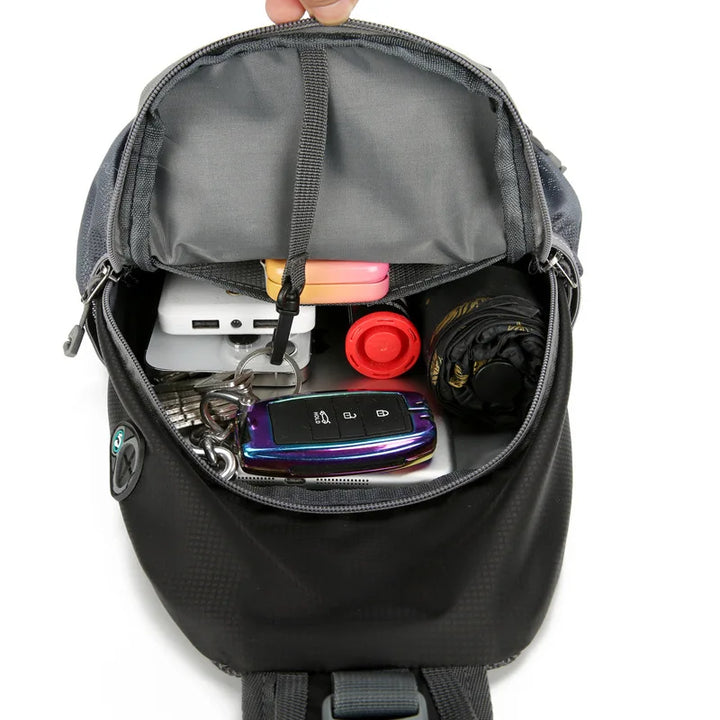 Sac à dos urbain anti-vol pour femmes, design élégant et sécurité renforcée au quotidien.