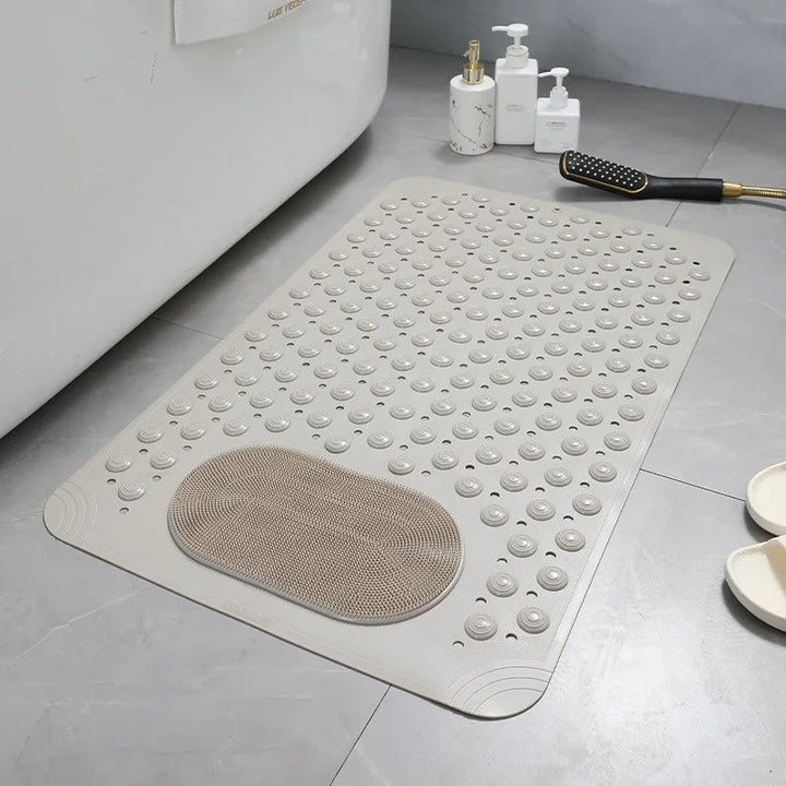 Accessoire de salle de bain polyvalent: tapis de douche antidérapant avec gommage pieds pour sécurité et propreté.