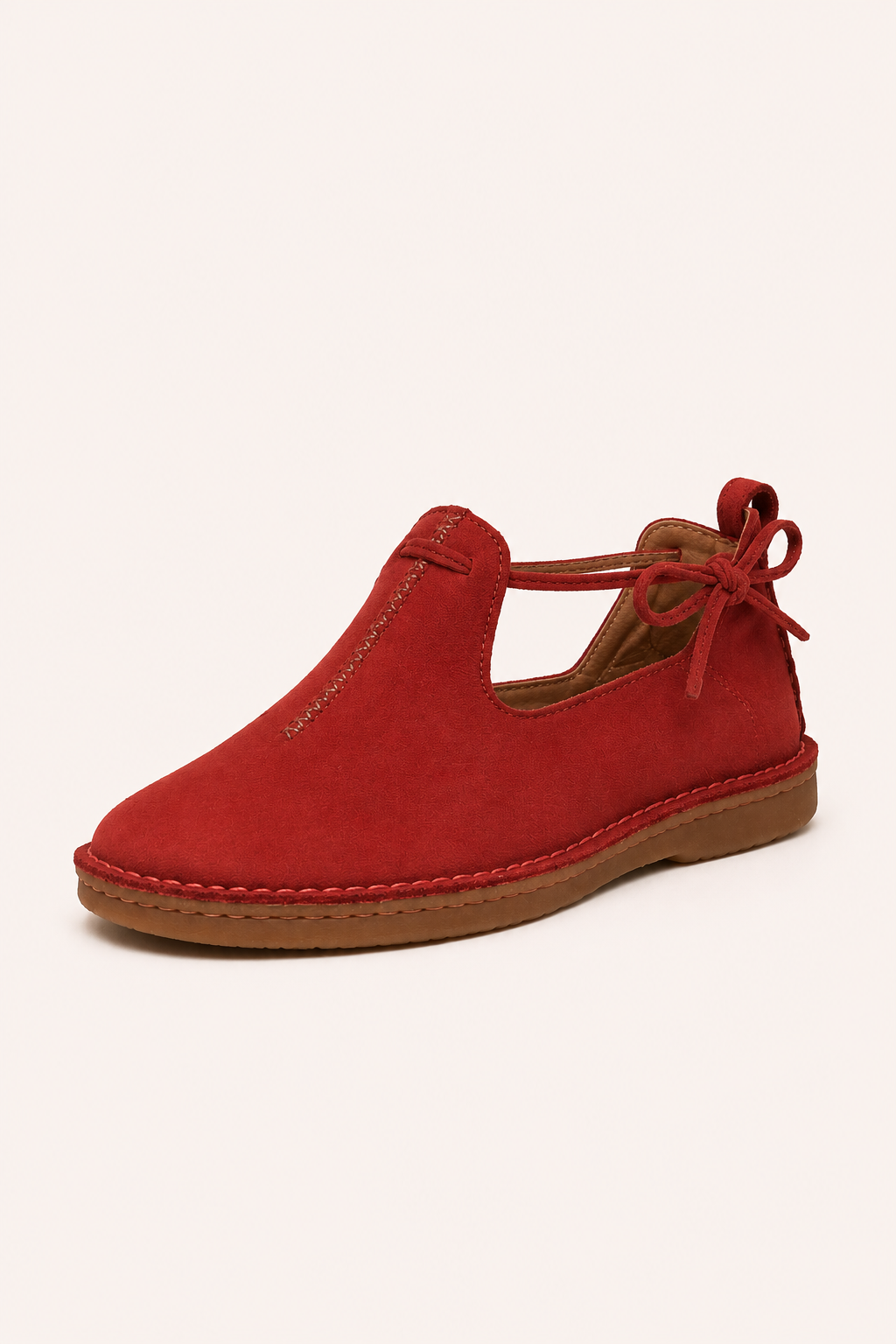 Paire de chaussures plates femme, design décontracté, style mode confortable et polyvalent pour l'été.