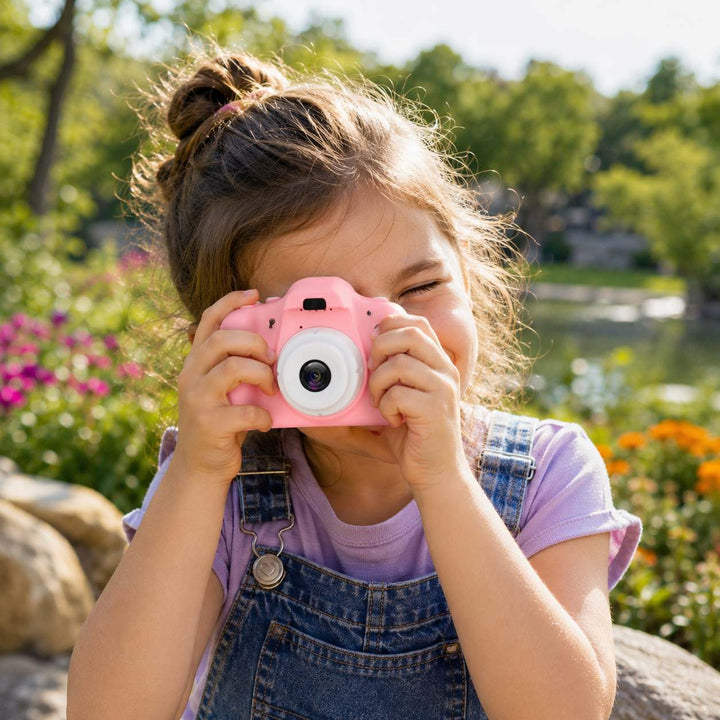 Gadget appareil photo numérique compact et portable, parfait pour capturer tous vos moments en photo et vidéo.