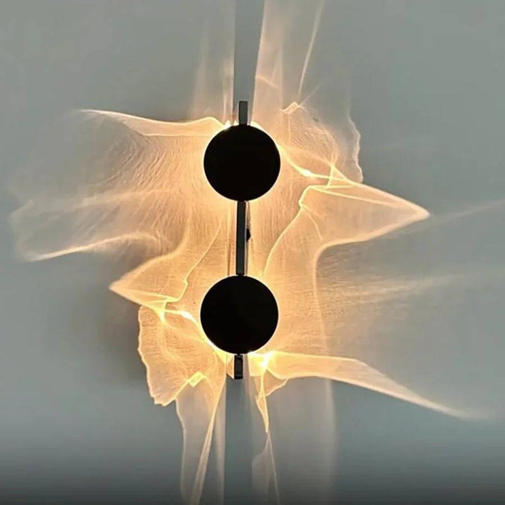 Lampe murale LED à lumière chaude, idéale pour éclairage intérieur. Design moderne et minimaliste.