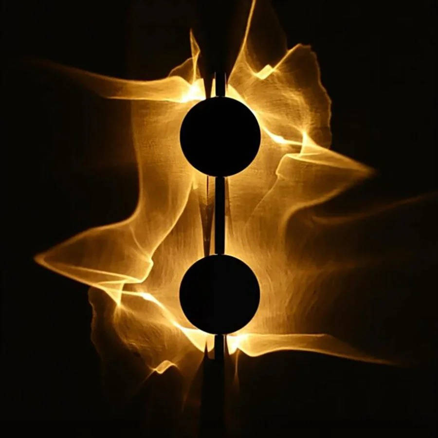 Applique murale LED ajustable, design moderne minimaliste. Parfaite pour éclairage et décoration murale intérieure.