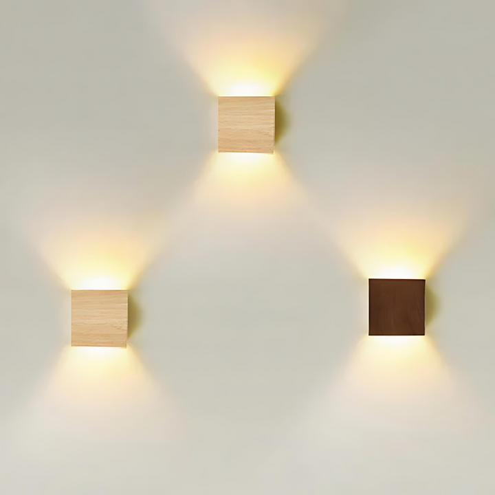 Applique murale LED en bois naturel, luminaire scandinave avec lumière chaude. Idéal pour chambre et salon. Déco bois.