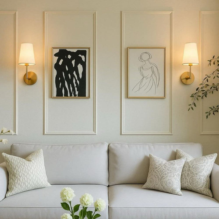 Lot de 2 appliques murales sans fil dimmables en tissu noir, parfaites pour éclairage intérieur chambre ou salon.