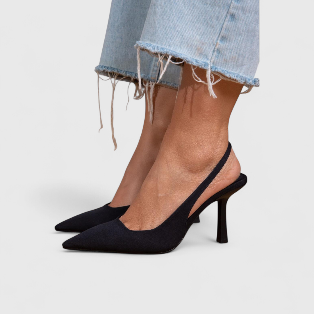 Escarpins slingback classiques femme, bout pointu, talon fin. Polyvalents pour bureau ou événement chic.