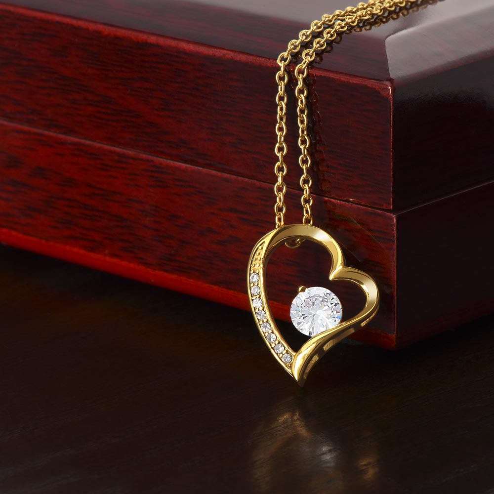 Collier cœur Amara élégant pour femme, pendentif en or ou argent.