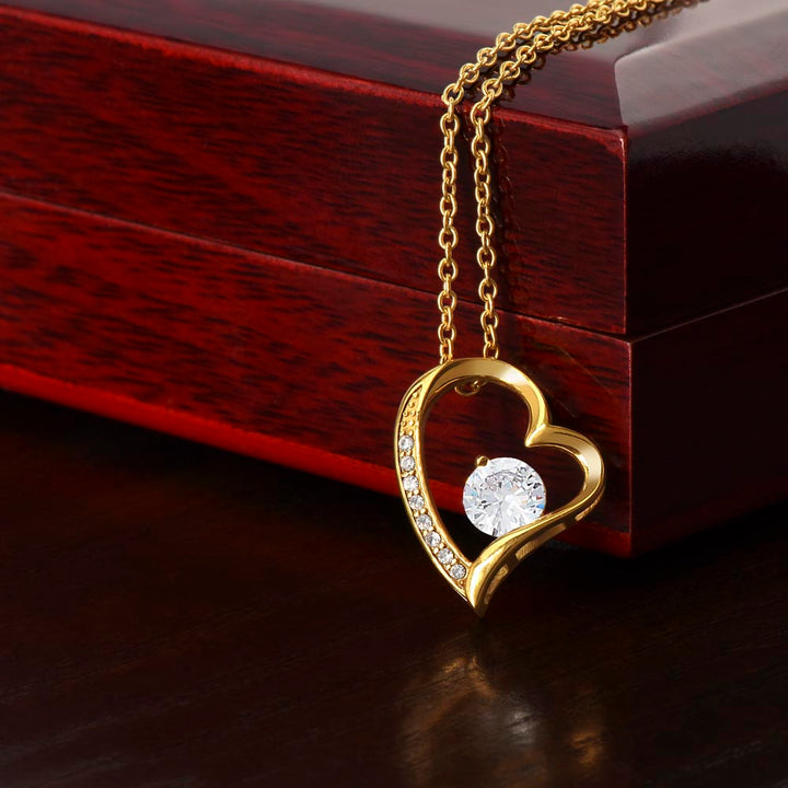 Collier cœur Amara élégant pour femme, pendentif en or ou argent.