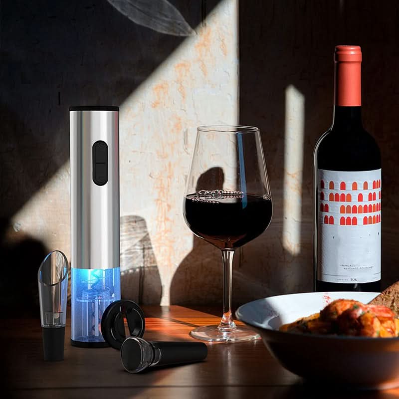 Accessoire de cuisine: tire-bouchon électrique pour une ouverture rapide et sans effort du vin.