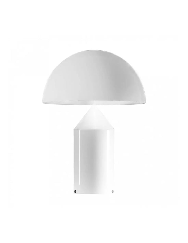 Éclairage de table moderne en métal noir. Ce luminaire design crée une ambiance chaleureuse dans le salon ou la chambre.