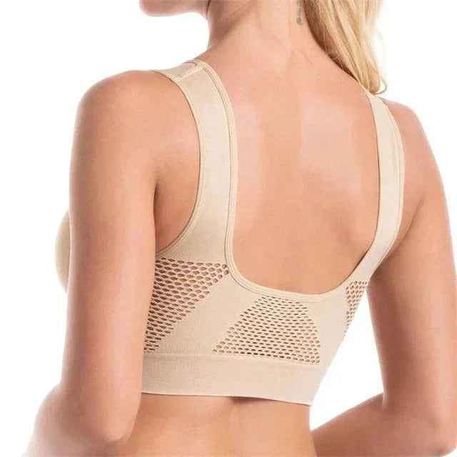 Lingerie femme Elina invisible sous les vêtements, ultra confortable et sans coutures.